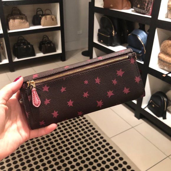 F39133 Boxed Soft Wallet with Star Print and Charm - Picture 3 of 5